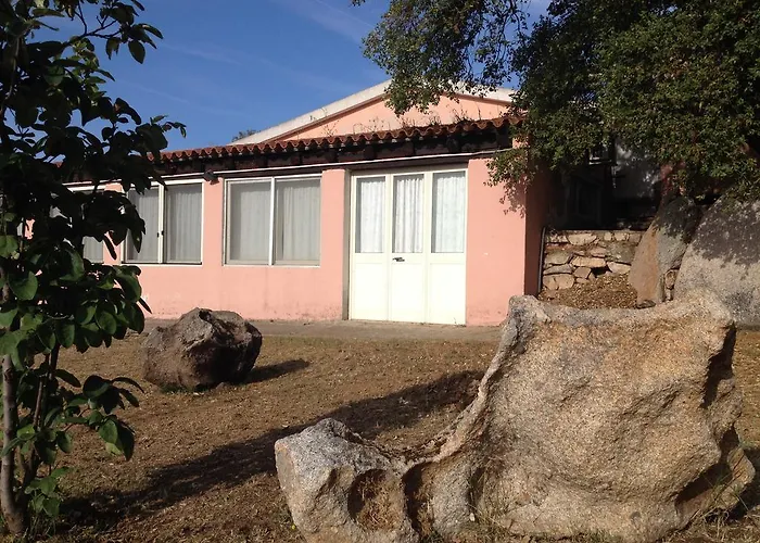 Monte Pino Country house *