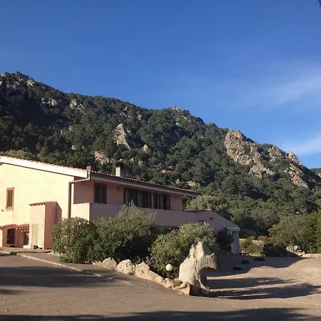 Country house Monte Pino Telti